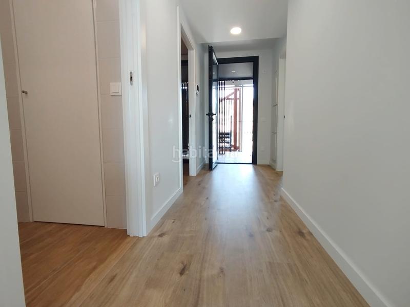 Foto 73efa787-2949-4047-ba55-9473df820212. Pis a carrer del Manresà 31 a Manresà Badalona