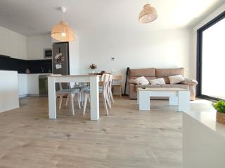 Appartement  Carrer del manresà 31. Precioso piso 102m2, 3hab,  ascensor, balcon, parking