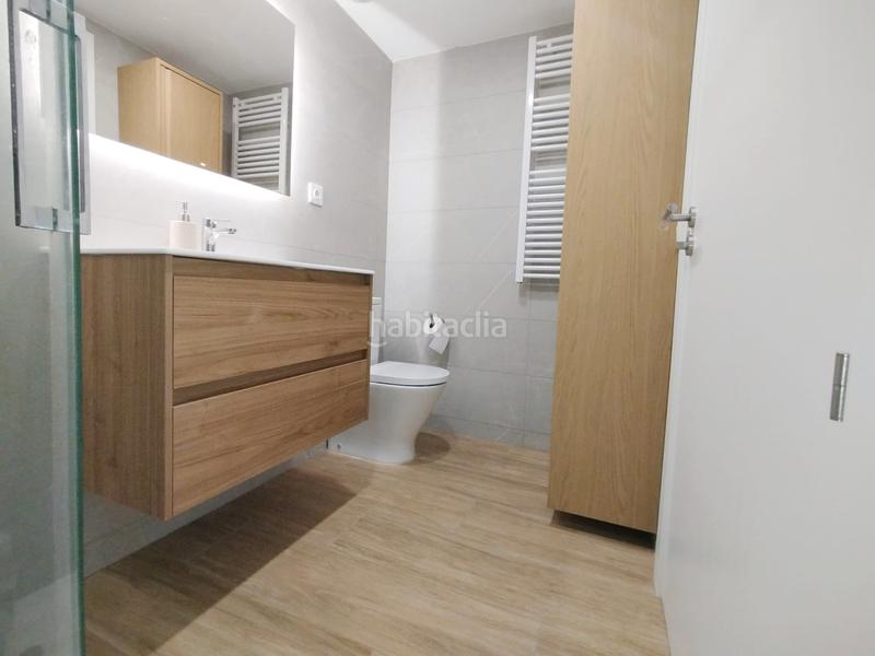 Foto 932ac4d0-b9ce-4c89-82e4-8f065f6c9afd. Pis a carrer del Manresà 31 a Manresà Badalona