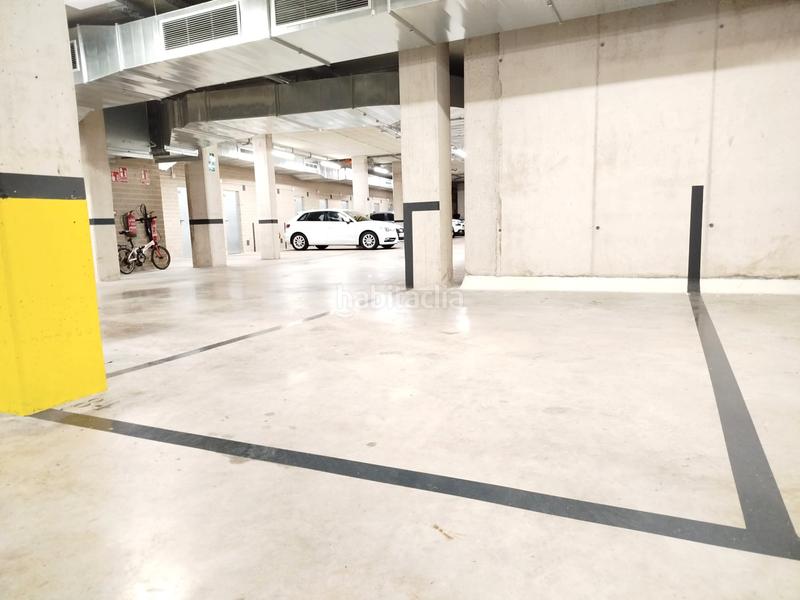 Foto b120fd0c-6e98-4f97-9c5c-7d29494a18b9. Pis a carrer del Manresà 31 a Manresà Badalona