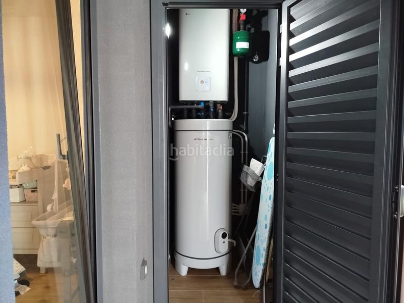 Foto b599b780-67f5-45d3-b3f1-11d520cf8a71. Pis a carrer del Manresà 31 a Manresà Badalona