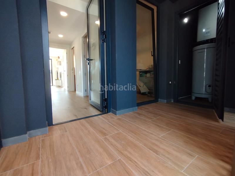 Foto e52cde81-c8c1-4ac5-9970-8b503474a336. Pis a carrer del Manresà 31 a Manresà Badalona