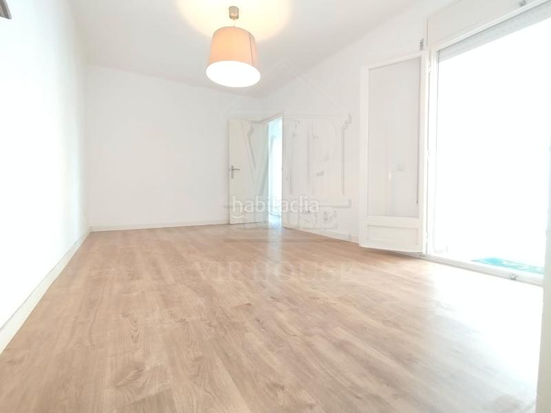 Foto 30d9269d-f216-4a5e-8313-635008cdfec8. Piso en passeig de la vilesa 56 estupendo piso de 72m2, 3hab, terraza, soleado en Tiana