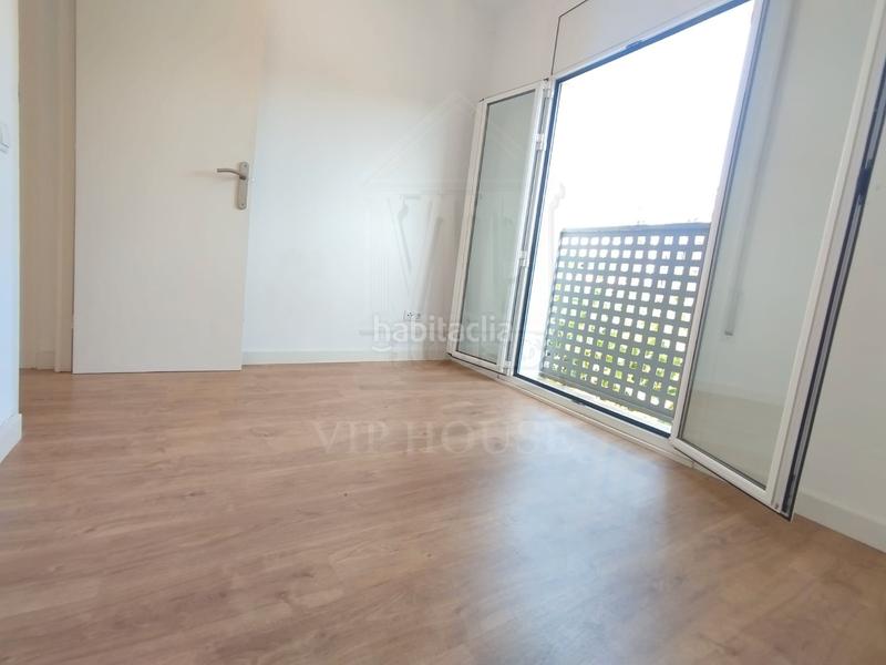 Foto 68e0c7e2-69b6-40d2-8c35-175386245e93. Piso en passeig de la vilesa 56 estupendo piso de 72m2, 3hab, terraza, soleado en Tiana
