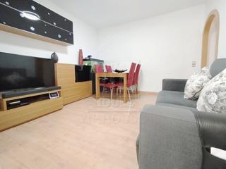 Flat in Carrer d'isaac peral 22. Piso reformado de 58m2, en barrio de gorg