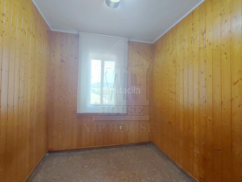 Foto 23767042-6bf3-49ab-b1f7-4610455b9ead. Pis a avinguda de martí pujol 303 a Centre Badalona