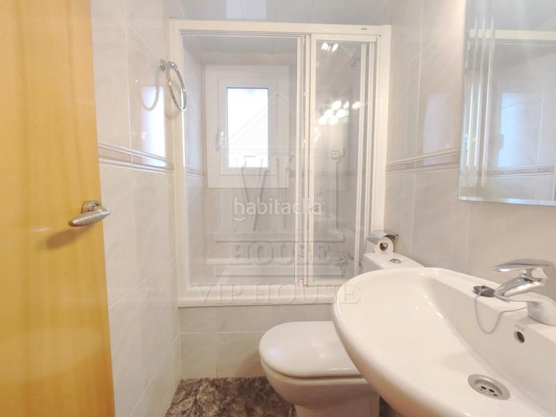 Foto 26810fb8-7ef8-4f4b-8c3c-47e88d7fae6c. Pis a avinguda de martí pujol 303 a Centre Badalona