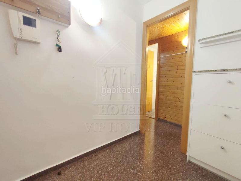 Foto e43a4a3d-34d6-4d5e-a44b-005f4629dbfa. Pis a avinguda de martí pujol 303 a Centre Badalona