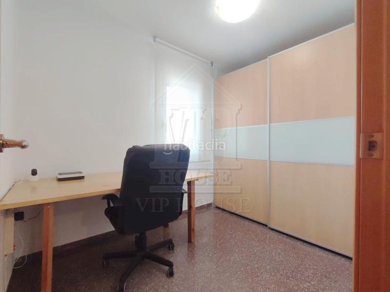 Foto e94628ef-4254-4418-a642-88f2eca9440f. Pis a avinguda de martí pujol 303 a Centre Badalona