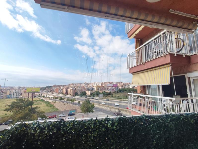 Foto fc038821-62be-4bef-be75-d27e2b30298e. Pis a avinguda de martí pujol 303 a Centre Badalona