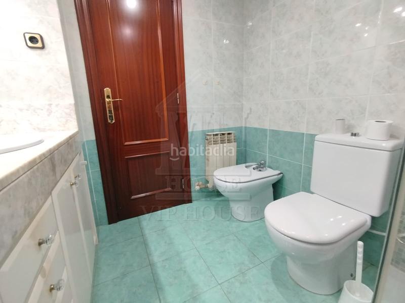 Foto 3a6e25f7-8538-40ac-87d2-e0a08d6298b5. Pis a carrer de baldomer solà 30 a Progrés - Pep Ventura Badalona