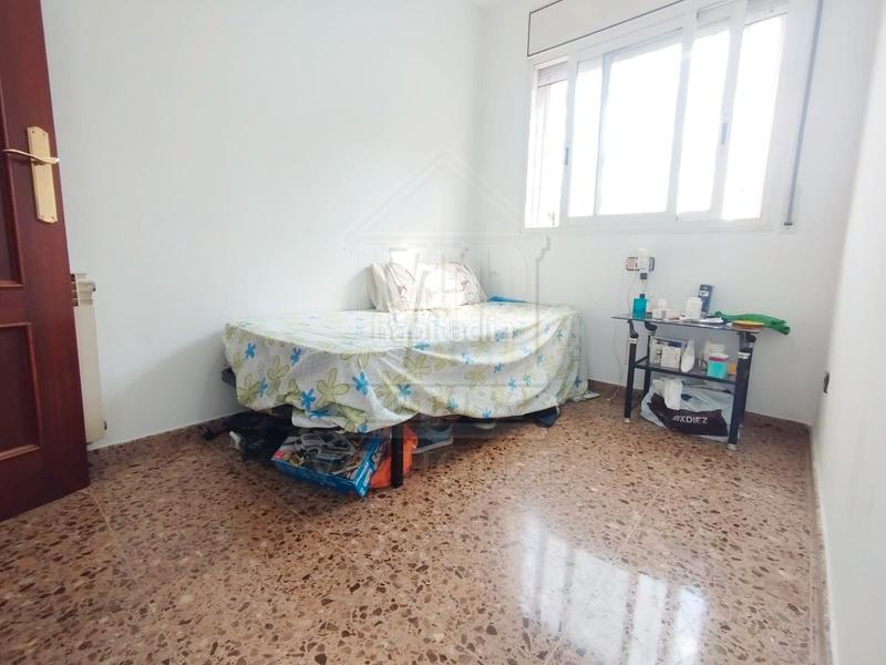 Foto 41ced871-33cb-4e83-959e-8cac669ed409. Pis a carrer de baldomer solà 30 a Progrés - Pep Ventura Badalona