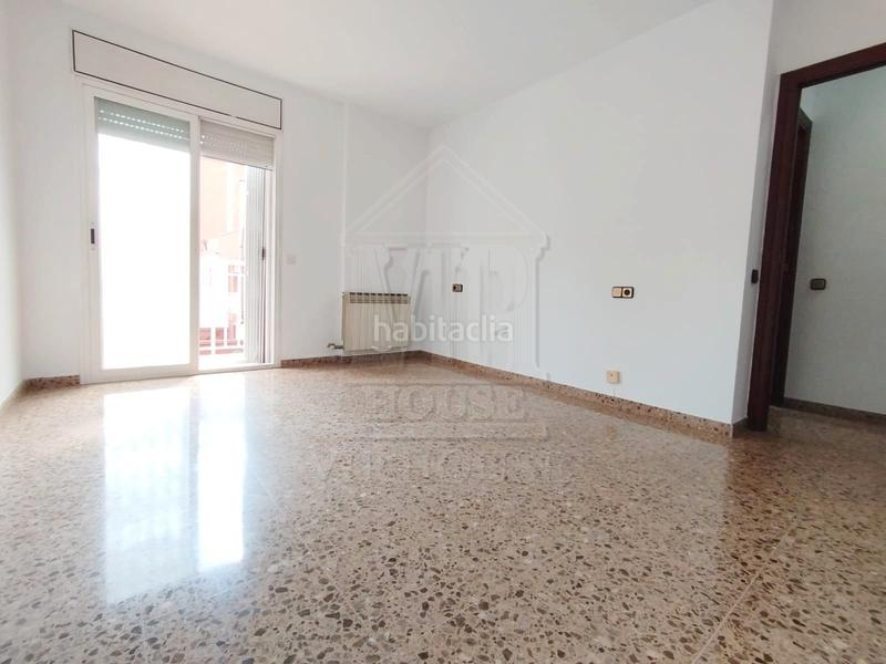 Foto 7a4e32fd-ac16-48a1-be8f-5c578e19e768. Pis a carrer de baldomer solà 30 a Progrés - Pep Ventura Badalona