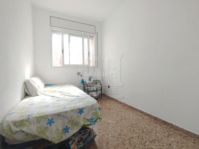 Foto 7e0025c9-b44f-4e70-978a-7355513573f0. Pis a carrer de baldomer solà 30 a Progrés - Pep Ventura Badalona