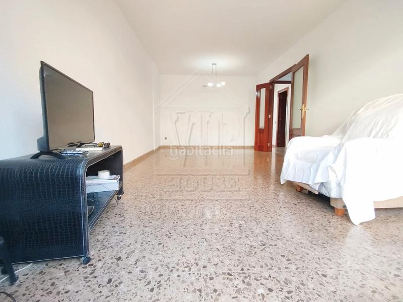 Foto a30b42d7-8d3f-44e0-aa29-0c0cb21d39c9. Pis a carrer de baldomer solà 30 a Progrés - Pep Ventura Badalona