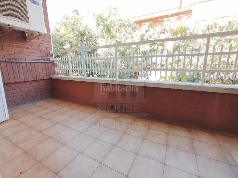 Foto fbbc5614-203a-4e6f-a245-db62b4e3b596. Pis a carrer de baldomer solà 30 a Progrés - Pep Ventura Badalona