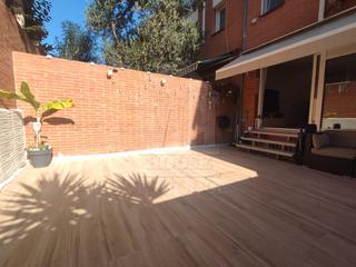 Maison jumelée  Carrer de matagalls 8. Casa totalmente reformada en morera