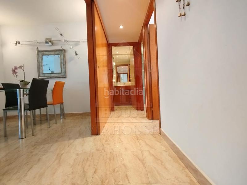 Foto a076548d-2a20-48f4-b116-6596eed449b2. Piso en carrer de barberà 75 espectacular piso en cerdanyola del valles en Cerdanyola del Vallès