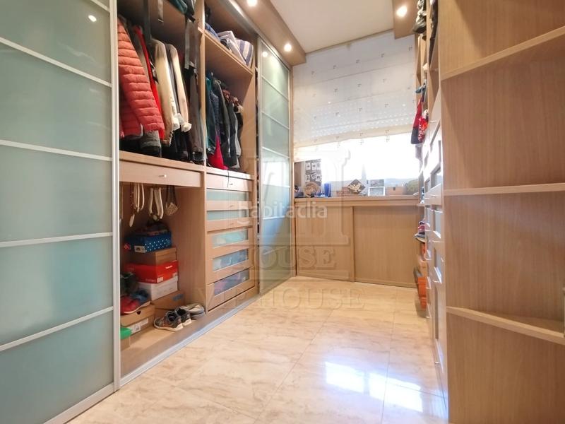 Foto fd3e05f5-c70e-4cf7-8e03-6312eb4bb1bc. Piso en carrer de barberà 75 espectacular piso en cerdanyola del valles en Cerdanyola del Vallès