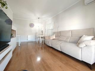 Pis a Carrer de la festa major d'iquique 1. Precioso piso con balcon, reformado, 3hab, 2 baños