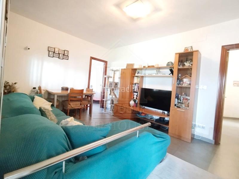 Foto 66b1f9de-c9cd-468e-b783-b62397a030d0. Flat in carrer d'isaac albéniz 242 in La Salut Badalona