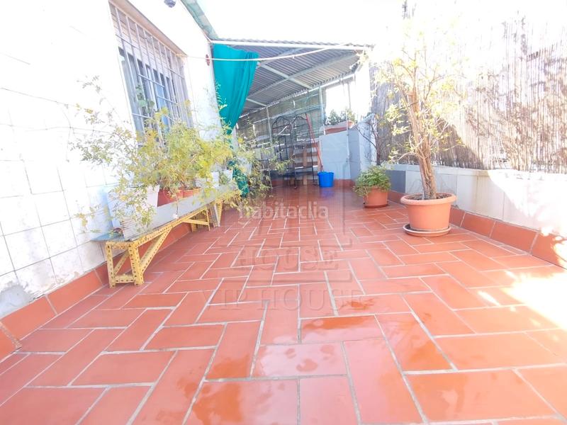 Foto c34adfbc-7e23-4168-b924-3fb6df0e236d. Flat in carrer d'isaac albéniz 242 in La Salut Badalona