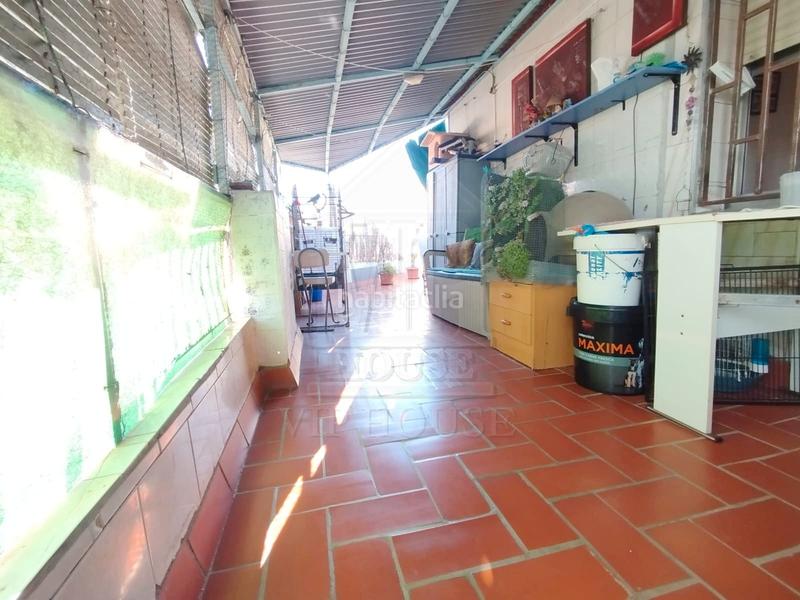 Foto ce165653-1c2c-4c8c-9fc5-9c22e0d7ee94. Flat in carrer d'isaac albéniz 242 in La Salut Badalona