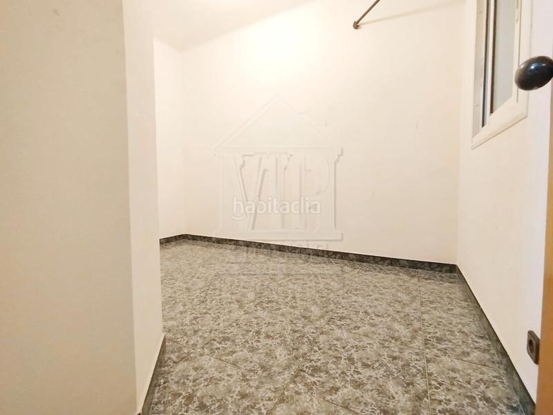 Foto 5b5ed795-11ea-4122-b26c-b418a02cad18. Appartamento in passatge milà i fontanals 19 in Sant Crist Badalona