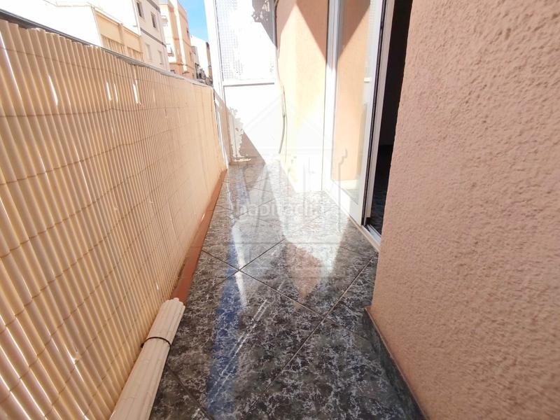 Foto 7401d9ea-0852-46e6-96b6-49c2bcdee92b. Appartamento in passatge milà i fontanals 19 in Sant Crist Badalona