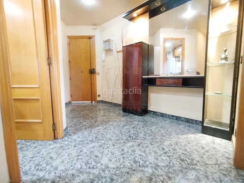 Foto 9938704b-e0be-4933-b435-33729d3f191b. Appartamento in passatge milà i fontanals 19 in Sant Crist Badalona