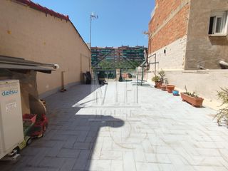 Casa aparellada a Carrer Casas i Amigó 38