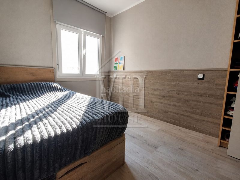 Foto bf4602b6-d585-4d3f-93c6-1012095a8352. Piso en carrer de baldomer solà 138 piso reformado de 3 habitaciones en pep ventura en Badalona