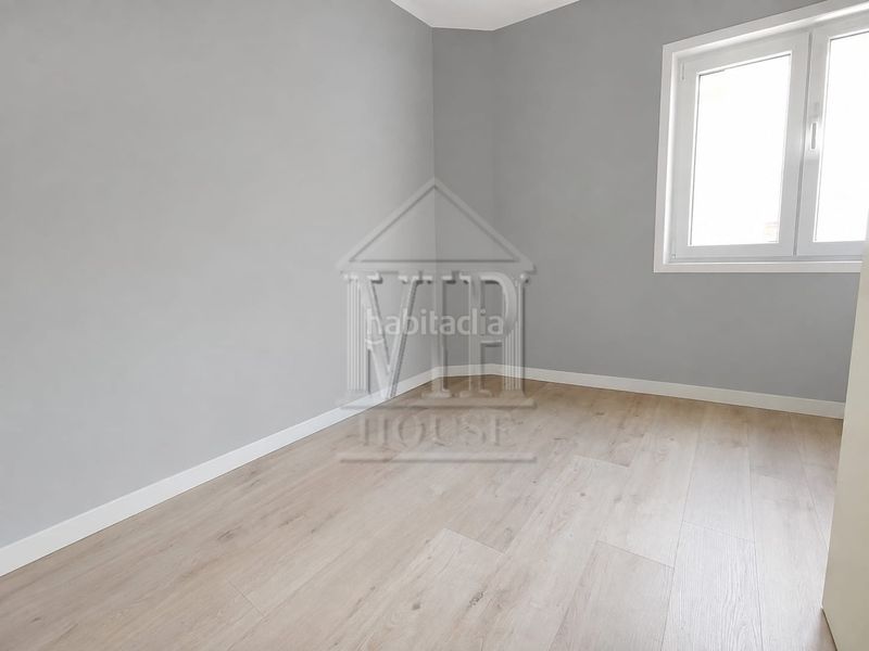 Foto c119fd38-c7a7-4268-86b1-10643f9bcb55. Piso en carrer de baldomer solà 138 piso reformado de 3 habitaciones en pep ventura en Badalona