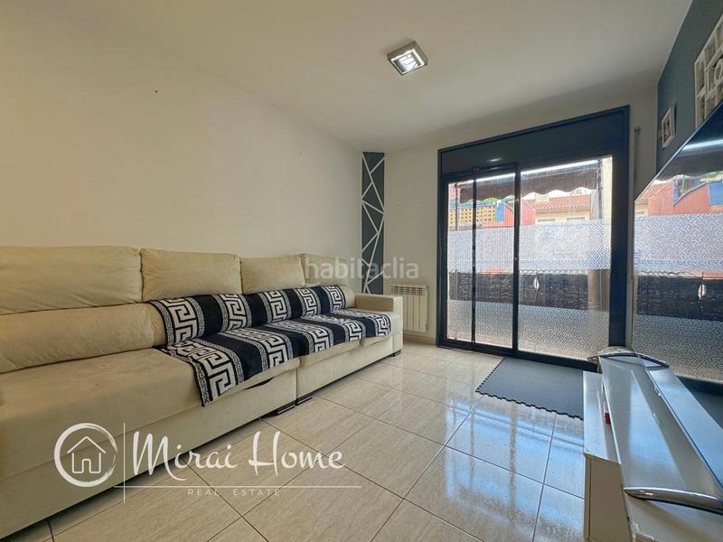 Foto 3d30dbce-bc1e-4ee0-b175-694260eb0f25. Piso  con terraza en venta en Canovelles