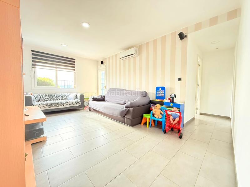 Foto b3c38bac-5640-4c9f-a8c4-c81d72d08fa6. Etagenwohnung mit heizung in Can bassa Granollers