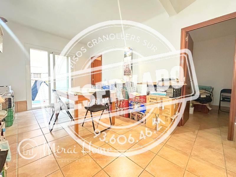 Foto 01ba5c3a-c112-4fef-af49-0c513e3822f2. Piso  con balcón en Canovelles