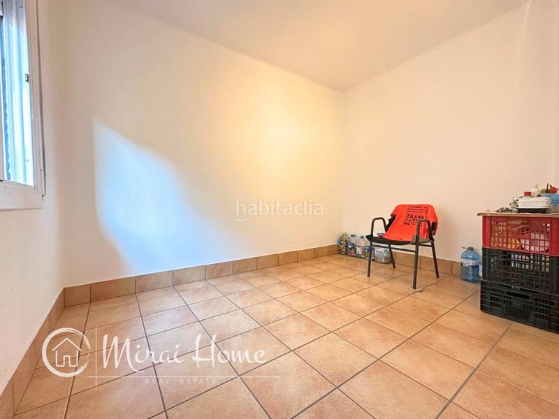 Foto 6249a163-e93e-4335-88bd-2fc87d69b1a4. Piso  con balcón en Canovelles