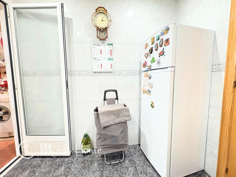 Foto 0271a1d9-77b7-456e-bc5f-560270158288. Erdgeschoss in Canovelles