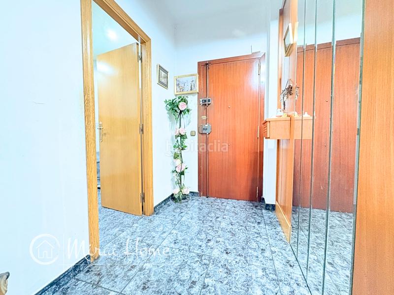 Foto 2333981c-5a03-470e-8b3a-8c3964c19d69. Erdgeschoss in Canovelles