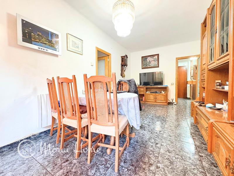 Foto 307d6e7f-037f-4201-89ff-4da9015c5341. Erdgeschoss in Canovelles