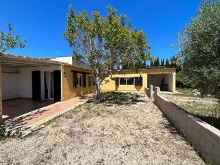 Country house in Vilafranca de Bonany. Ocasión en villafranca.