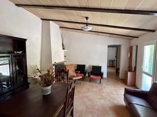 Masia a Porreres. Finca rústica en zona anei con casa.