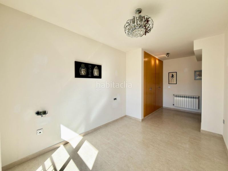 Foto f0a2987b-016a-4287-bb28-0d5428c072f4. Pis amb aparcament a Totana