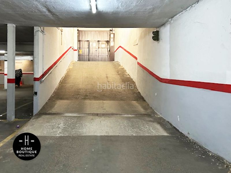 Foto 918be3a9-57fd-42c8-a88c-efe69dcc882c. Aparcament cotxe a Casco Histórico de Barajas Madrid