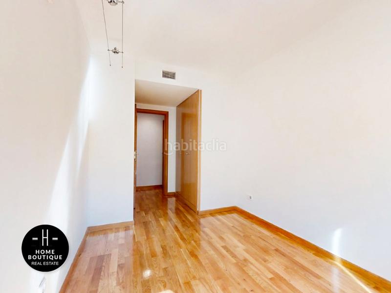 Foto 25f84efc-442b-45bd-97d0-45f80579dde5. Etagenwohnung mit parking in Dehesa Vieja-Puente Cultural San Sebastián de los Reyes