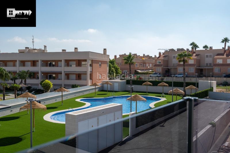 Foto 7de7fcb8-346b-4247-8100-82ee839271af. Casa adossada amb calefacció aparcament piscina a Santa Pola