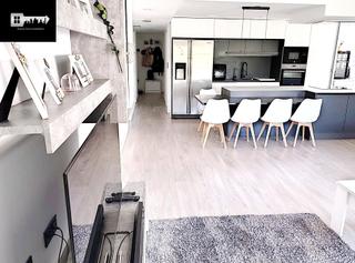 Appartement à Benalúa. Gran y moderna propiedad de 120 m2 con garage en benalua.