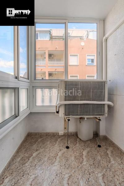 Foto 78aa34f5-7832-4cc1-b121-0c7731866fc3. Etagenwohnung mit parking in Las Piscinas Naturales Torrevieja