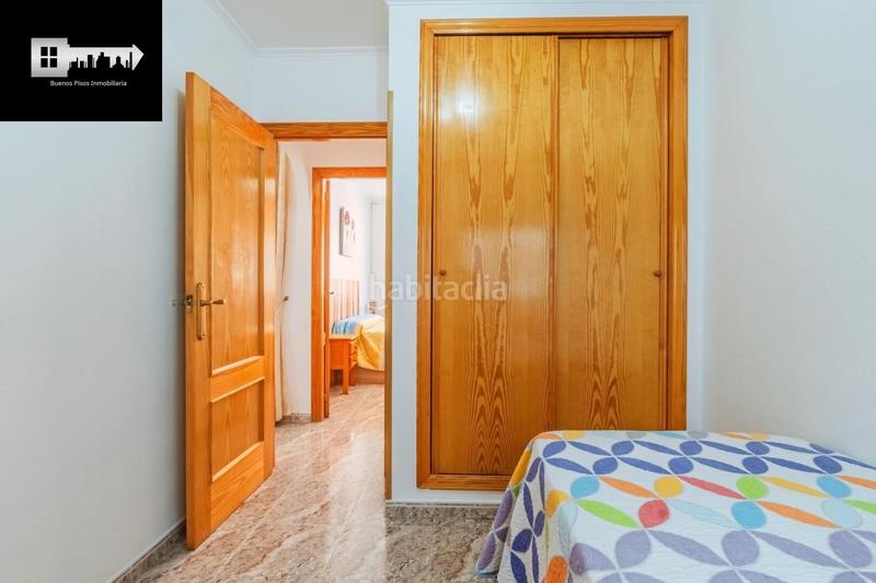 Foto a636147c-9383-4458-9e08-535d04970e4e. Etagenwohnung mit parking in Las Piscinas Naturales Torrevieja