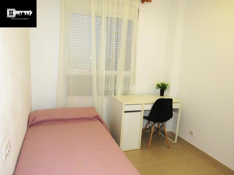 Foto dffa6bcf-03b5-4423-9985-20c7d2e49d79. Alquiler piso  en alquiler calle rosa chacel,Babel !!!! en Alicante